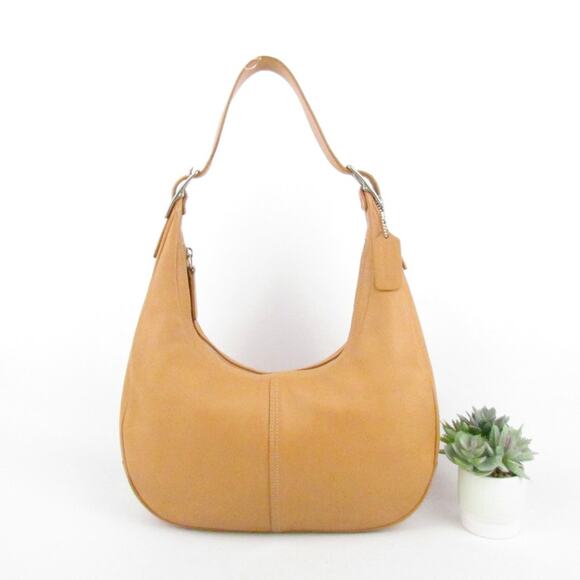Coach Handbags - Coach Tan Leather Hobo Shoulder Bag